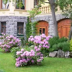 Hotel Villa Romantica Hotell 3*