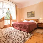 Hotel Villa Romantica Hotell 3*
